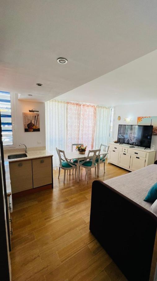 Apartamentos Bajondillo Beach Cozy Inns Torremolinos Exteriör bild